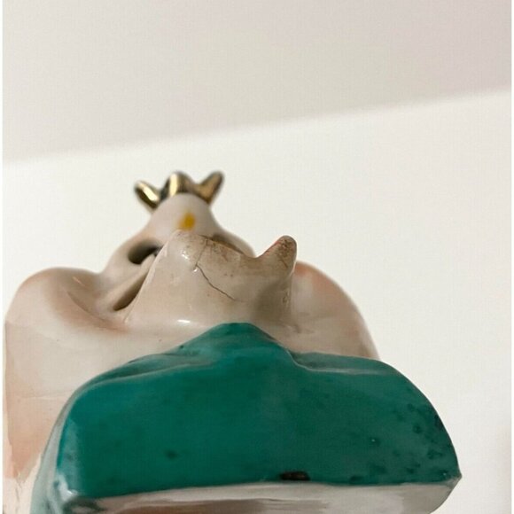 Vintage Man with Open Mouth Fly on Nose Ceramic Ashtray Flaws - Picture 3 of 16